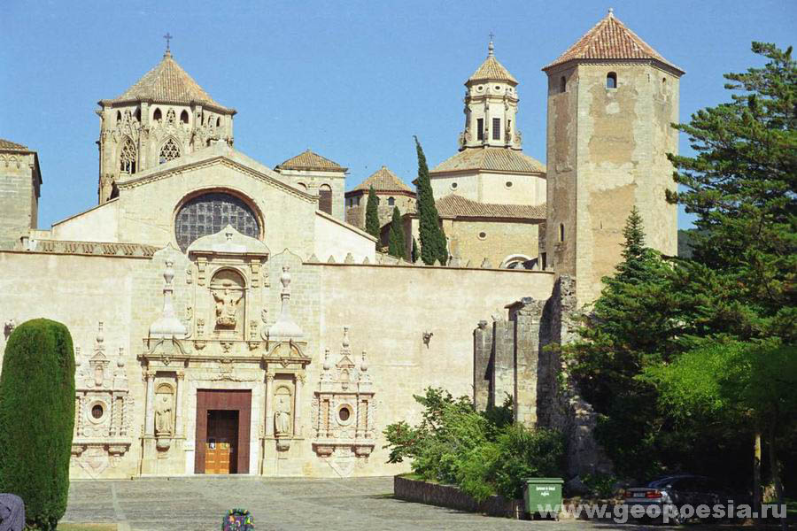 Фото монастыря Поблет, Испания